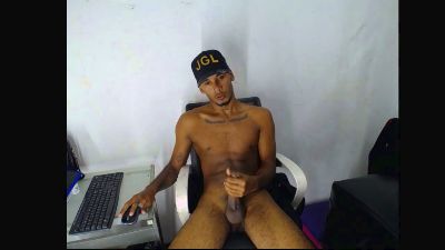 Straight_latinX webcam model stream image