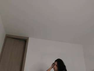 annie-santos webcam model stream image