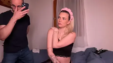 Foxy_Bite webcam model stream image