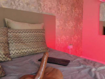 JadaKai webcam model stream image