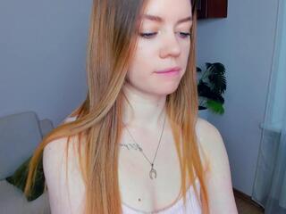 Judy Cukaj webcam model stream image