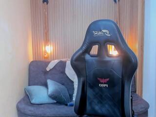 Deexter Greashly webcam model stream image