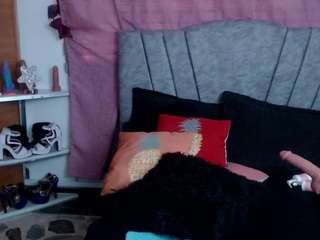 violetta-hot webcam model stream image