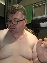 Tataurs webcam model stream image