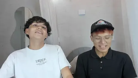 isaac_grimm webcam model stream image