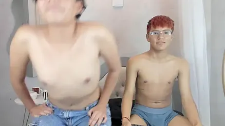 isaac_grimm webcam model stream image