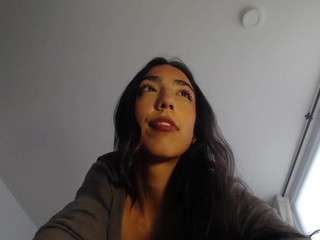 unknowngiirl webcam model stream image