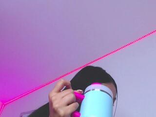 Dafne Thomson webcam model stream image