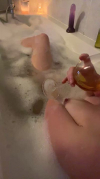 Vladetmina webcam model stream image