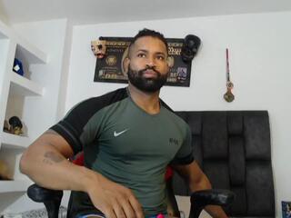 Tayler Summer webcam model stream image