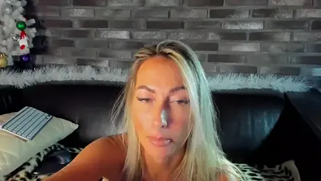 StarryHanna webcam stripchat model stream image