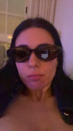 Assthroatpiee webcam model stream image