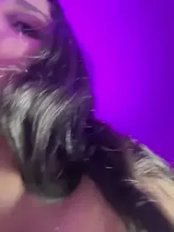 valentina_jonnes1 webcam stripchat model stream image