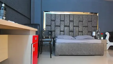 Matureyulyet webcam model stream image