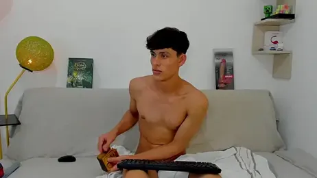 logan_thomas webcam model stream image