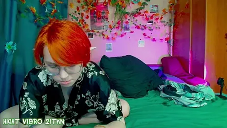 TrickyKitsune webcam model stream image