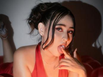 EmilyWinsly webcam model stream image