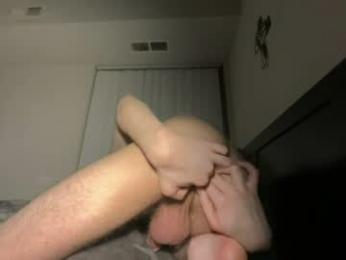 elicumshot webcam model stream image