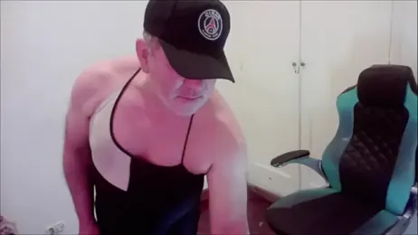 Fabrissi webcam stripchat model stream image