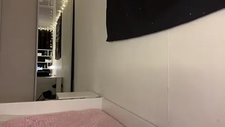 ur_molly webcam stripchat model stream image