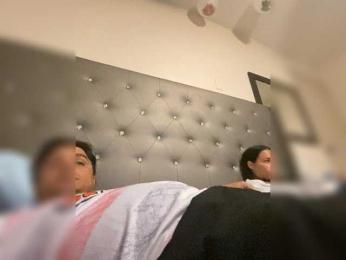 Lioners8 webcam bongacams model stream image