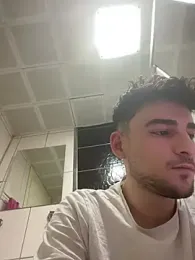 Yasinyasin7 webcam stripchat model stream image