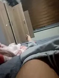 Yasinyasin7 webcam model stream image