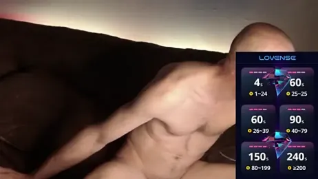 MaxRouger webcam stripchat model stream image