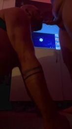 HairyGuy06 webcam model stream image