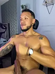 ARON_TAYLER01 webcam model stream image