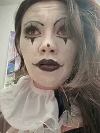 LIZ-06_ webcam model stream image