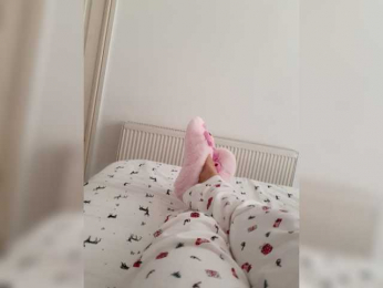 Dia42 webcam model stream image