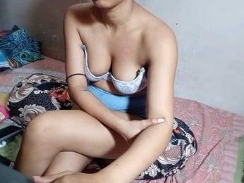 TaraVij webcam model stream image