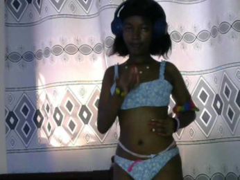 Monalisalisa webcam model stream image