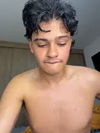 AndresXXXSHOWS webcam model stream image