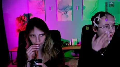 mona_cloud webcam model stream image