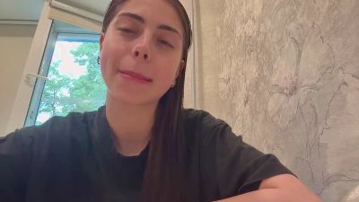 AdrianaPfluger webcam model stream image
