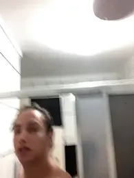 ofjuliaa webcam model stream image