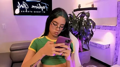 VictoriaMonroee_ webcam model stream image