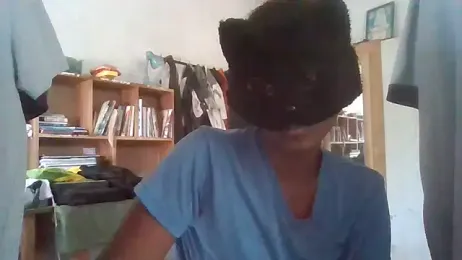 Nora-2003 webcam model stream image