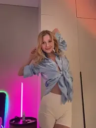LunaRase webcam model stream image
