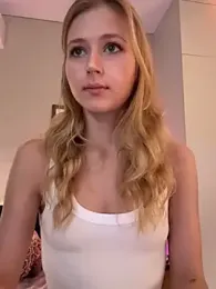 LunaRase webcam model stream image