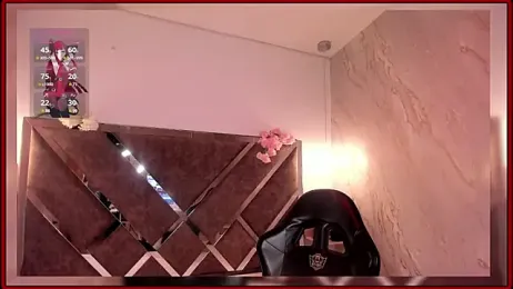 MilaHall_ webcam model stream image