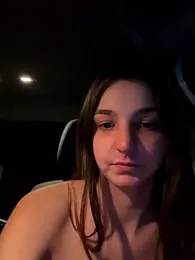 DoriDeluxe66 webcam model stream image