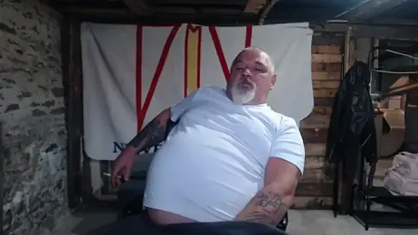 Newfiesausage1972 webcam model stream image