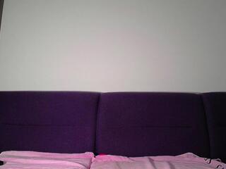 Azalea Julianna webcam model stream image