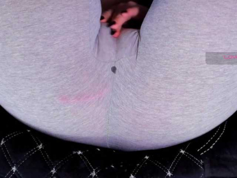 Kira-Kell webcam model stream image