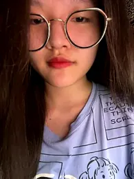 Krixxi22 webcam model stream image