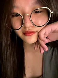 Krixxi22 webcam model stream image