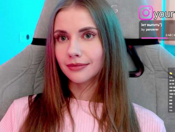 VikkiExtraCheese webcam bongacams model stream image
